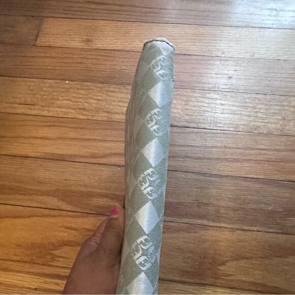 Fossil Green Jori Zip Clutch - Picture 5 of 11